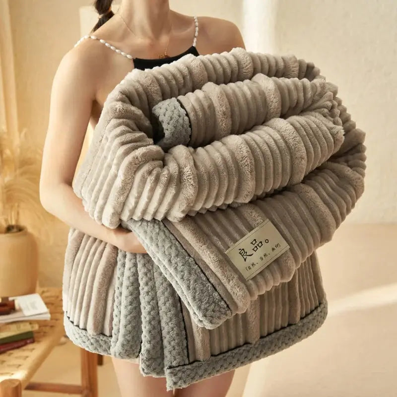 Couverture Chaude et Douce gris