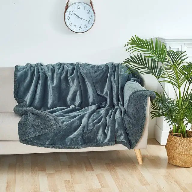 Couverture Imperméable chaude grise