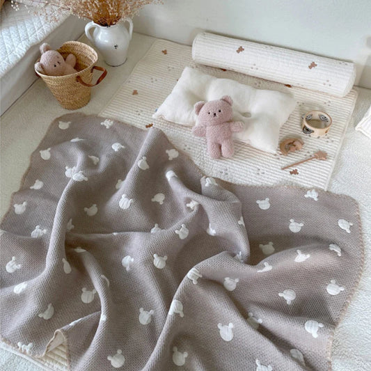 Couverture bébé brodée