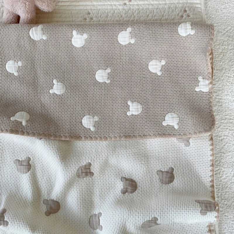 Couverture bébé brodée ours
