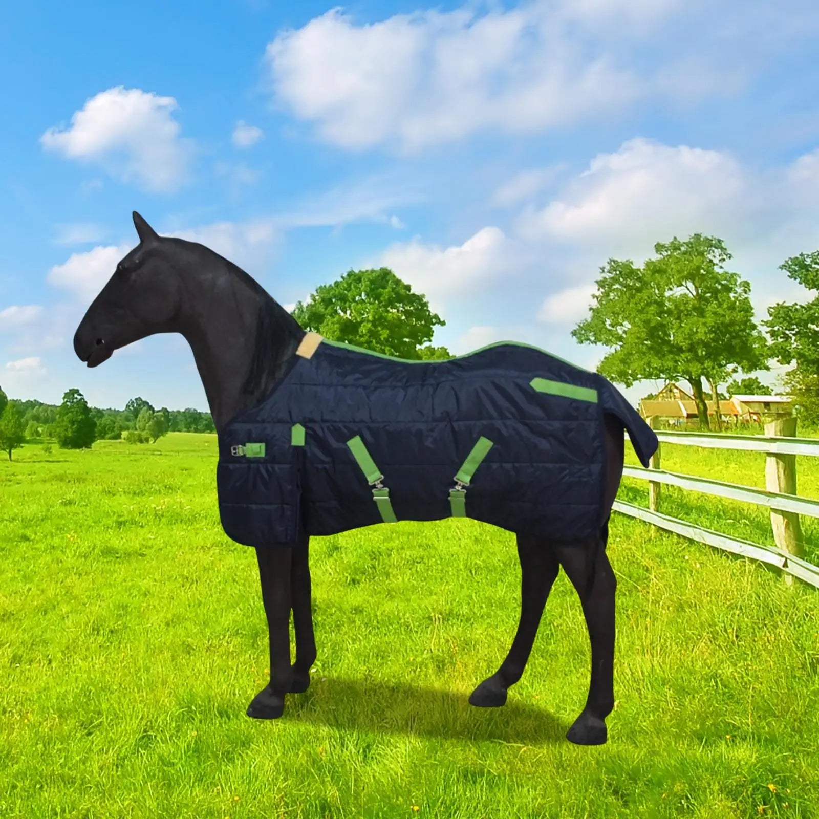 Couverture cheval chaude et imperméable 3
