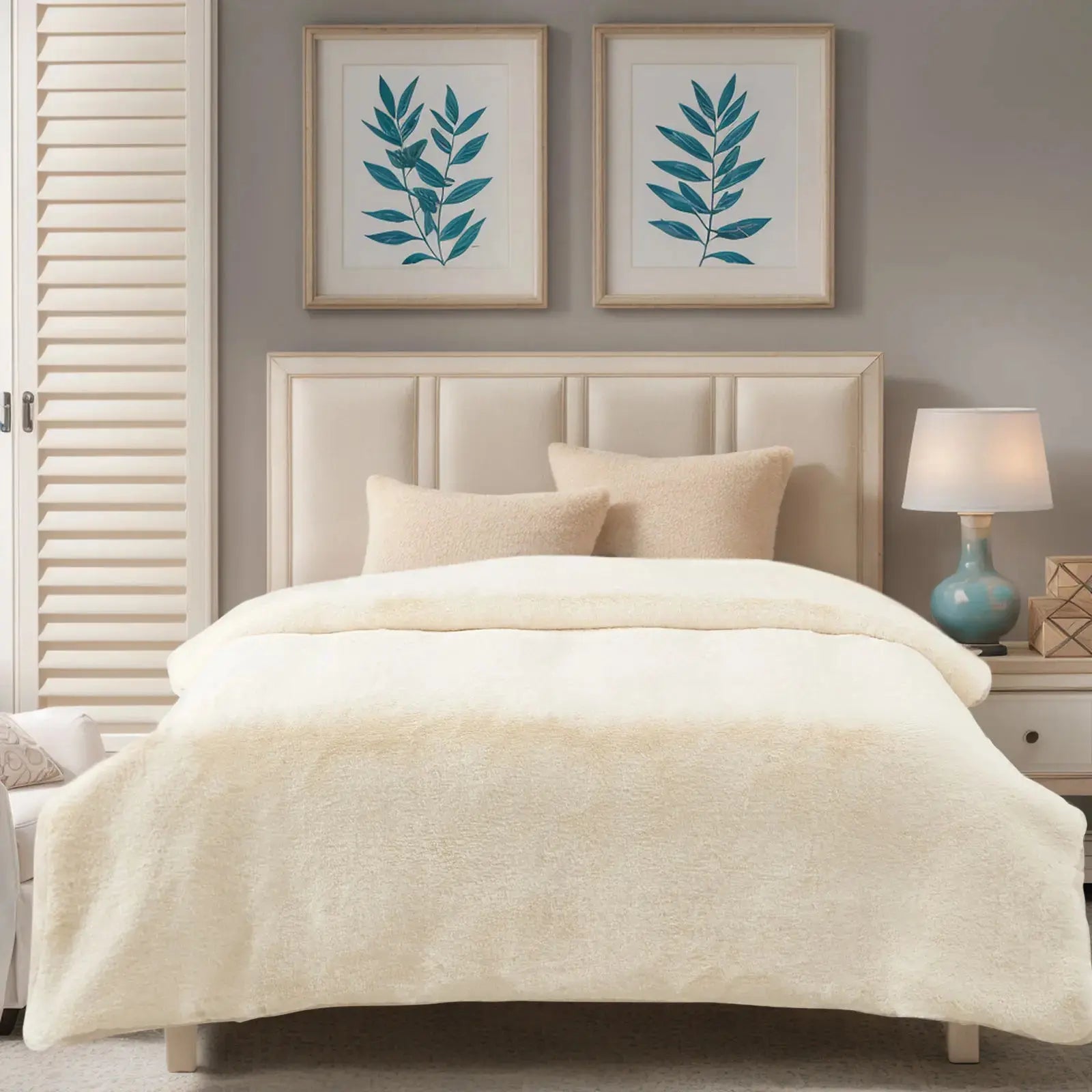 Couverture polaire douce et luxueuse pure beige