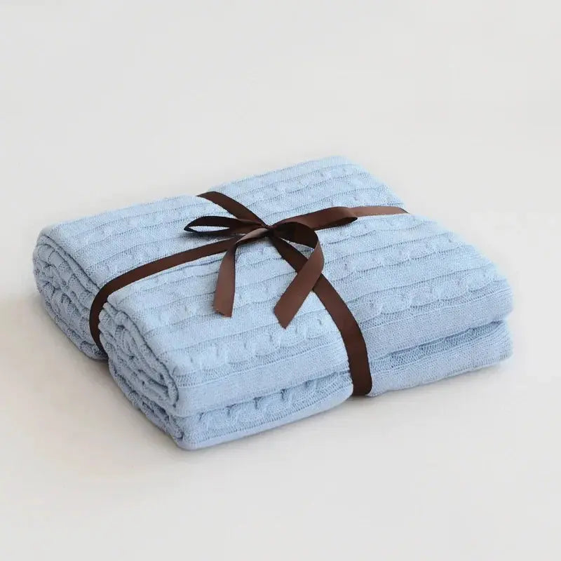 Couverture tricotée 100% coton bleu ciel 