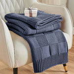 Couverture tricotée en laine - Vignette | Couvertures Cosy