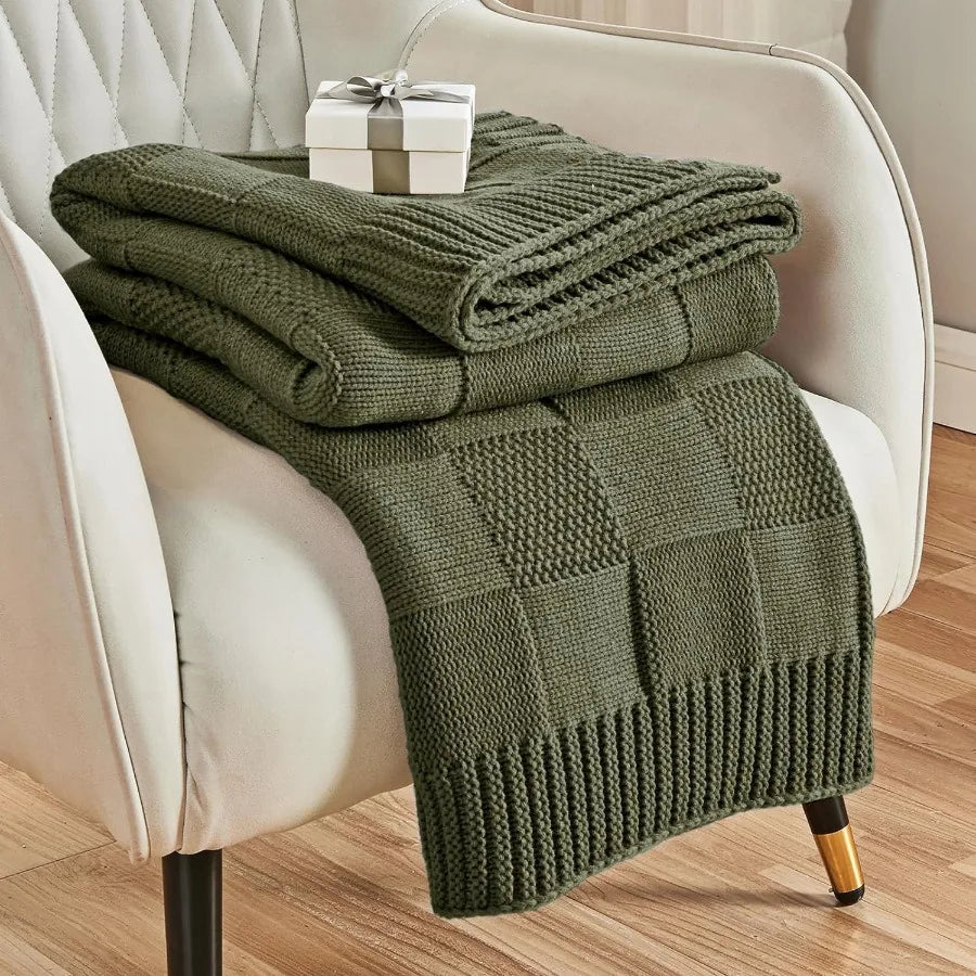 Couverture tricotée en laine vert