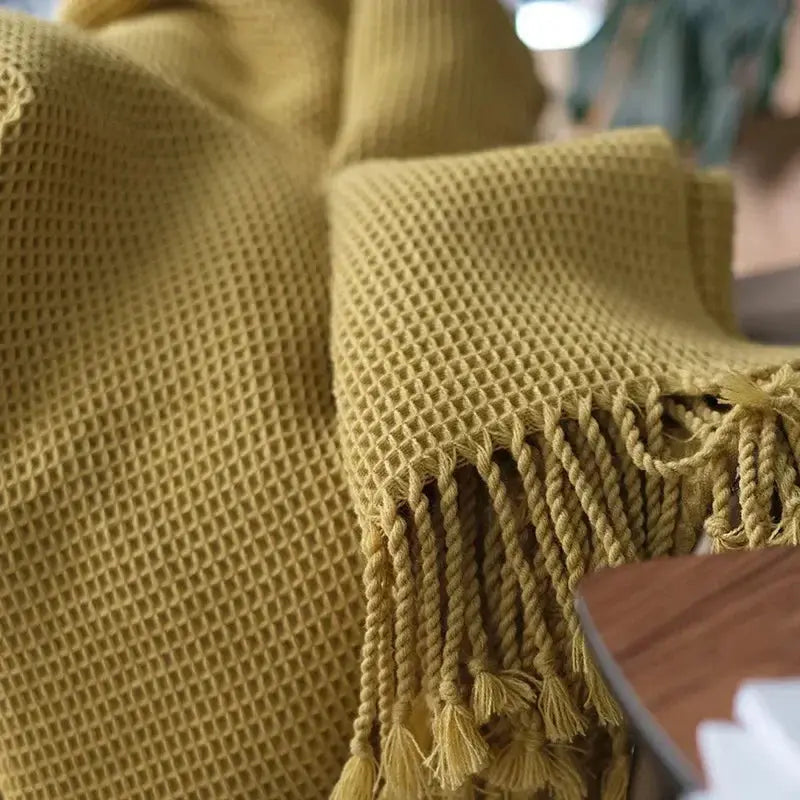 Couverture tricotée nordique jaune