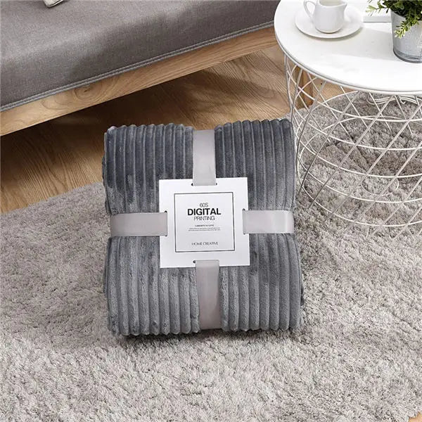 Couvertures matelassées super douces pour lits gris