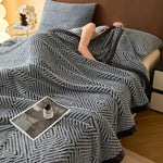 Couverture polaire chaude en jacquard de luxe "Sun" - Vignette | Home Cozy Nest