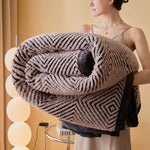 Couverture polaire chaude en jacquard de luxe "Sun" - Vignette | Home Cozy Nest